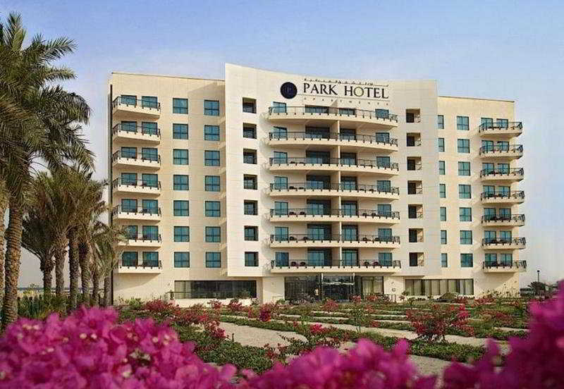 Park Apartments Dubai,An Edge By Rotana Hotel Exterior photo